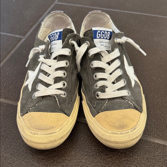 Golden Goose Olive Sneakers - size 38 - Picture 7 of 8